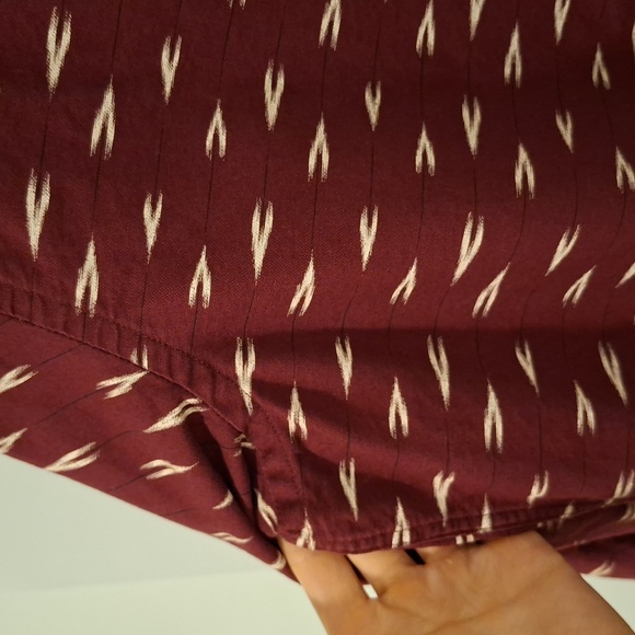 American Eagle Burgundy & Tan Southwestern Style Classic Fit Shirt (Size M) - Picture 3 of 9